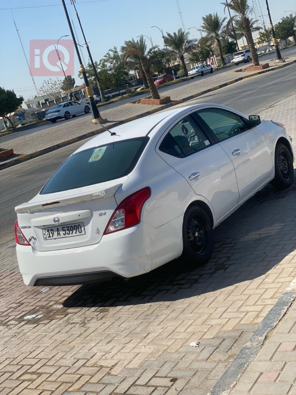 نیسان ڤێرسا